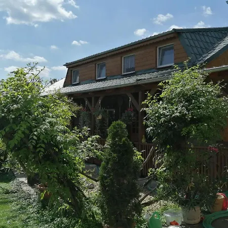 Vidiecky Dom * Stara Basta