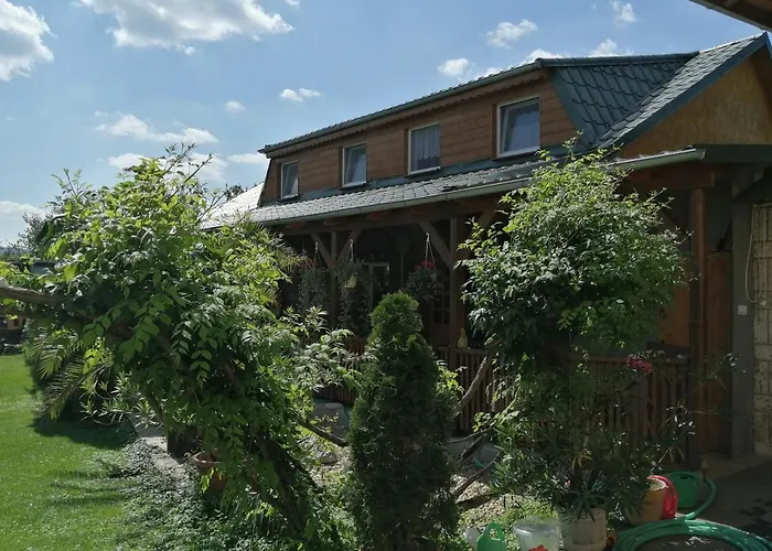 Vidiecky Dom * Stara Basta